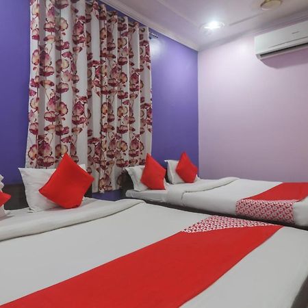 Oyo 60651 Hotel Arya Варанаси Екстериор снимка